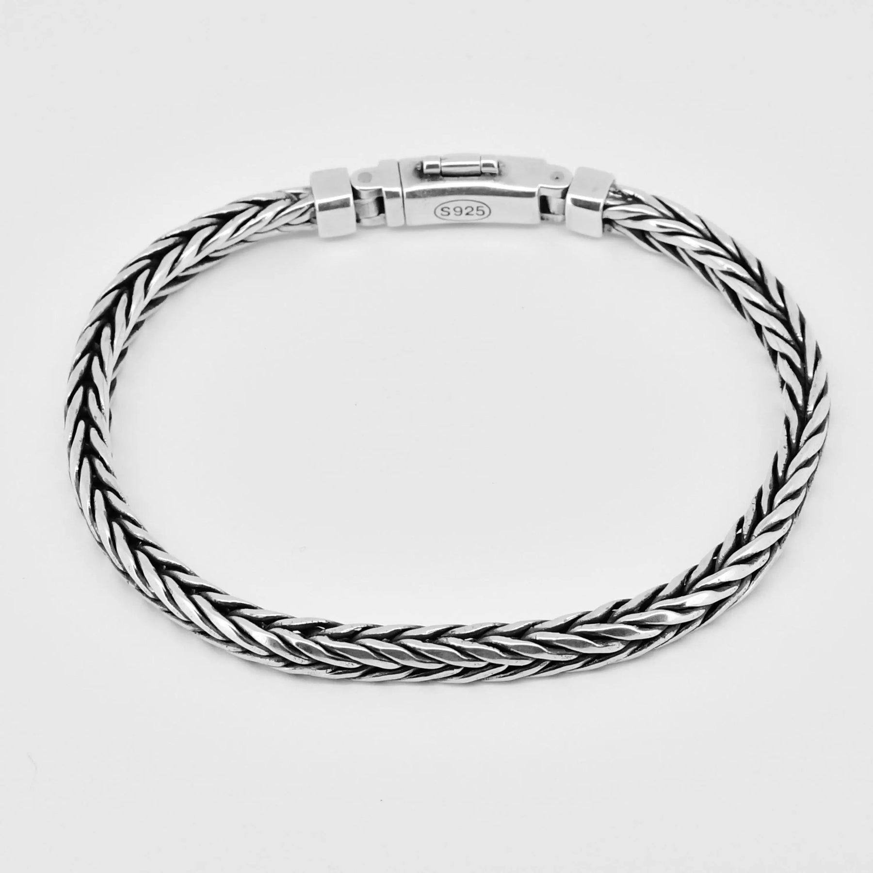 Pulseira Masculina Statement em Prata 925 | Estilo Retrô Feita à Mão | BOLDMAN