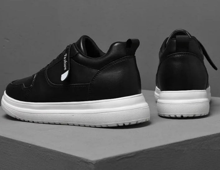 Sneaker Masculino Elevação em Couro Legítimo Preto Fashion | Aumento Discreto | Bold Man™